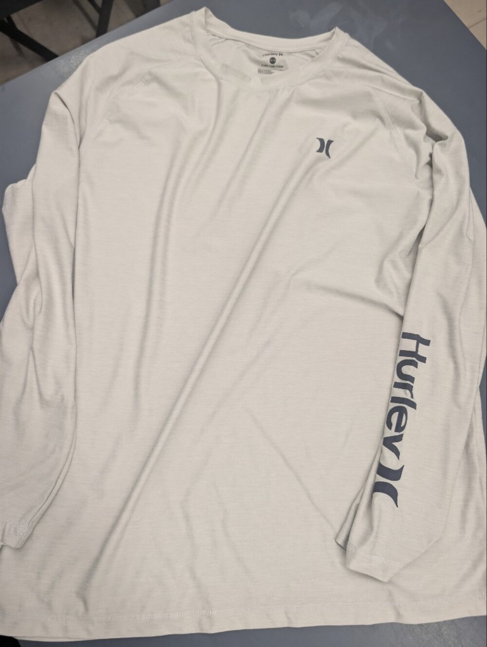 Hurley Men's Long-Sleeve Hybrid Performance Shirt / Rash Guard - Light Gray XXL